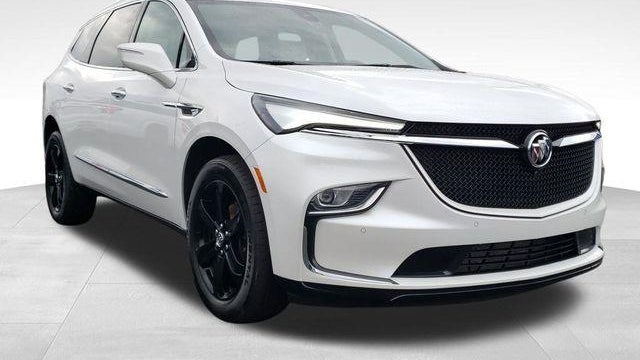 2024 Buick Enclave Essence