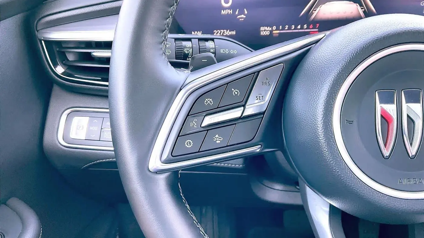 2025 Buick Enclave Preferred