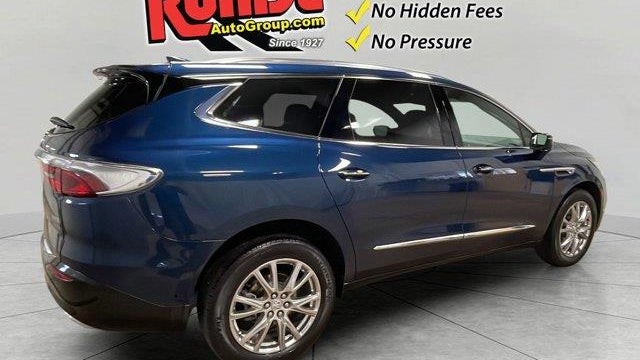 2023 Buick Enclave Premium