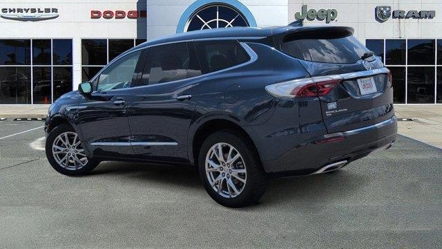 2023 Buick Enclave Premium