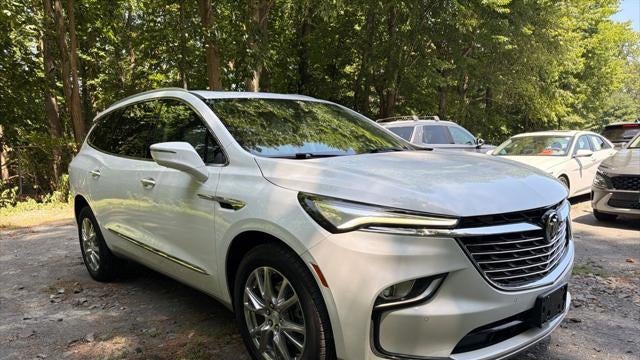 2022 Buick Enclave Premium