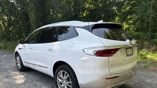 2022 Buick Enclave Premium