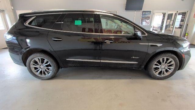 2022 Buick Enclave Avenir
