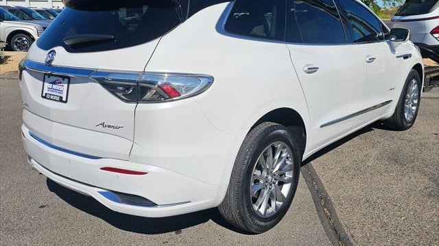 2023 Buick Enclave Avenir
