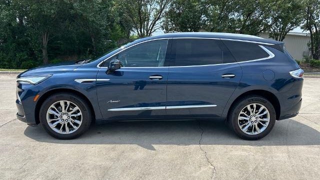 2022 Buick Enclave Avenir