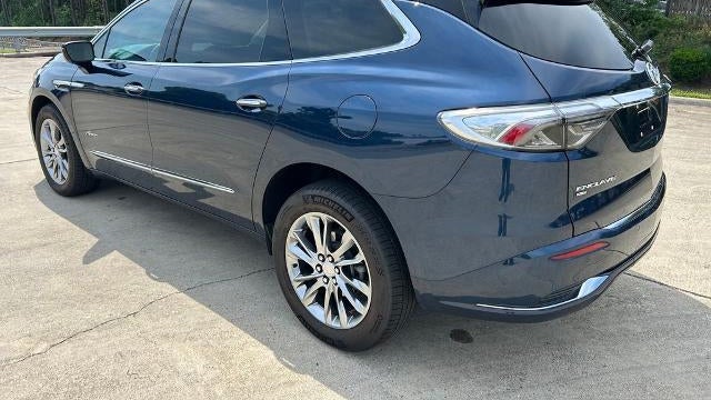2022 Buick Enclave Avenir