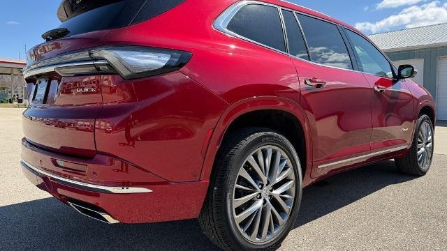 2025 Buick Enclave Avenir