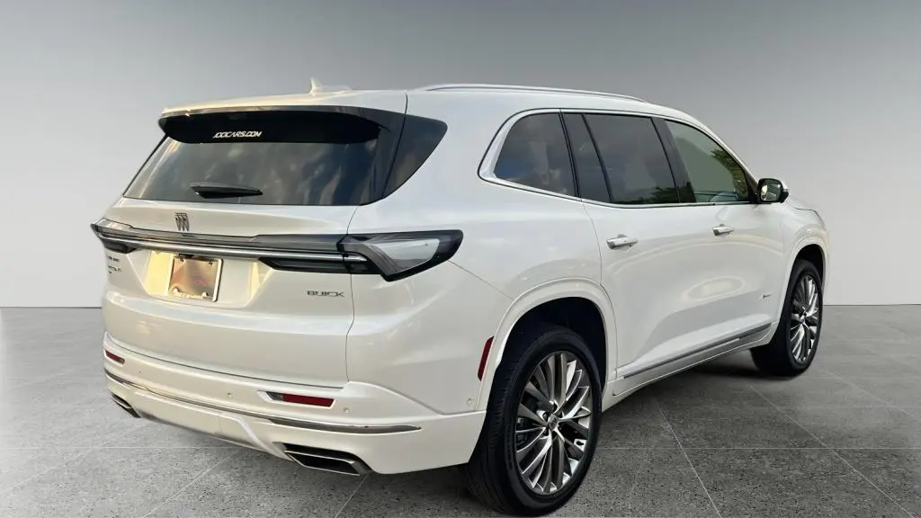 2025 Buick Enclave Avenir
