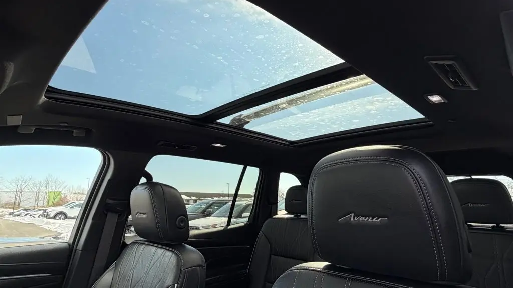 2025 Buick Enclave Avenir