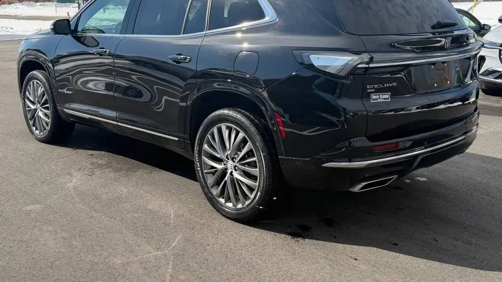 2025 Buick Enclave Avenir