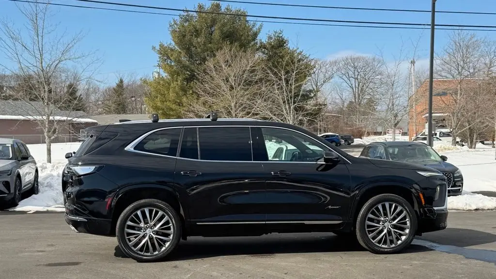 2025 Buick Enclave Avenir