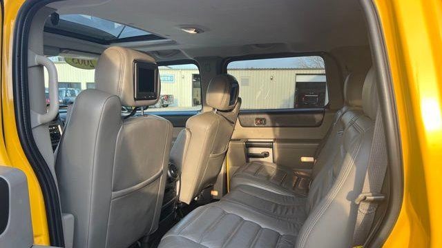 2003 HUMMER H2 Base