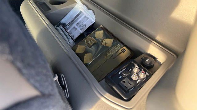 2003 HUMMER H2 Base