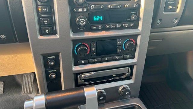 2003 HUMMER H2 Base