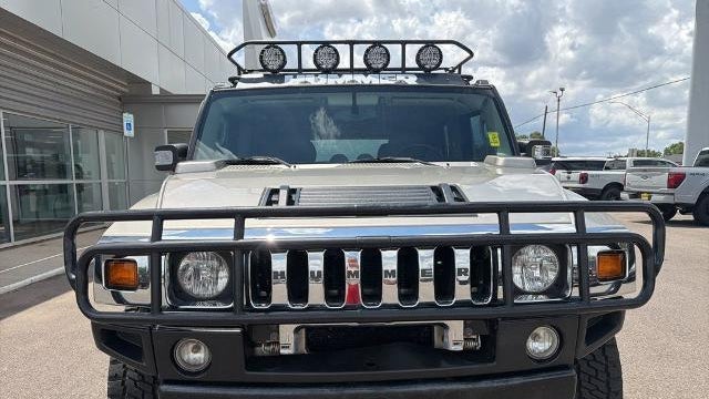 2003 HUMMER H2 Base