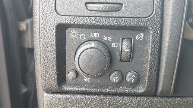2009 HUMMER H3 Base
