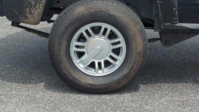 2009 HUMMER H3 Base