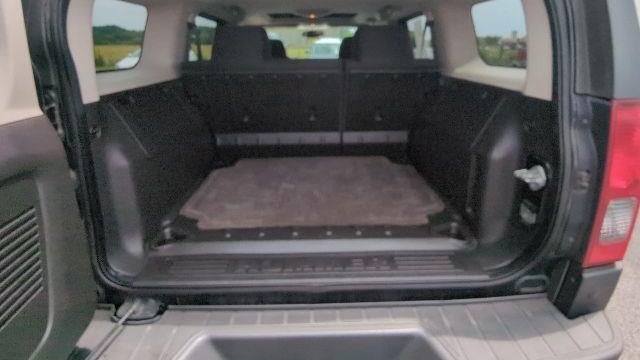 2009 HUMMER H3 Base
