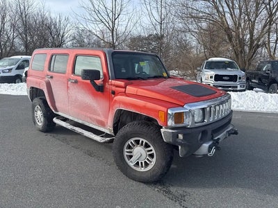Photo of a 2008 Hummer H3 4X4 Base 4DR SUV for sale