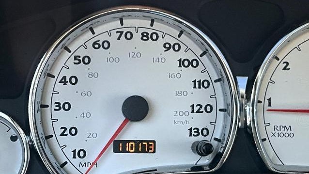 2004 Saturn Vue Base