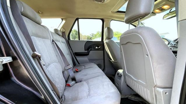 2004 Saturn Vue Base
