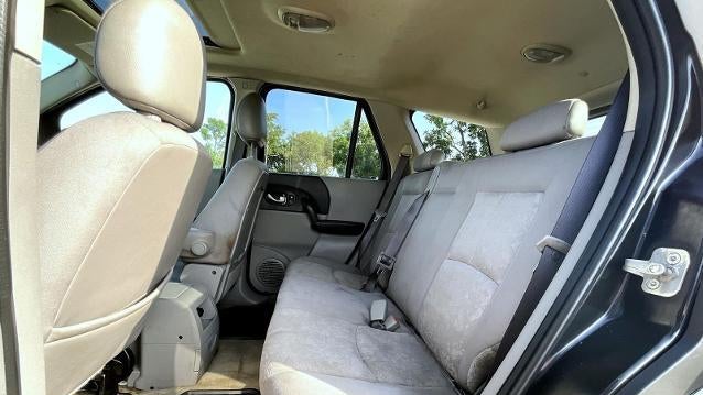 2004 Saturn Vue Base