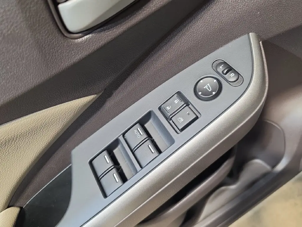2014 Honda CR-V - $15,909