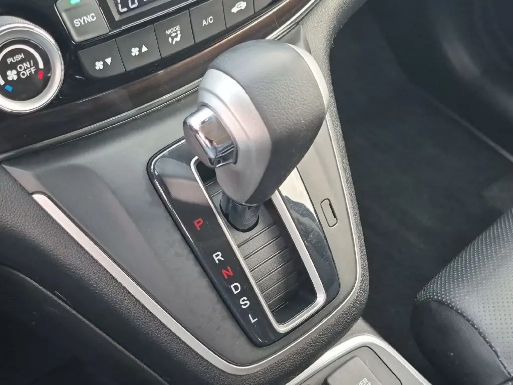 2015 Honda CR-V - $17,590
