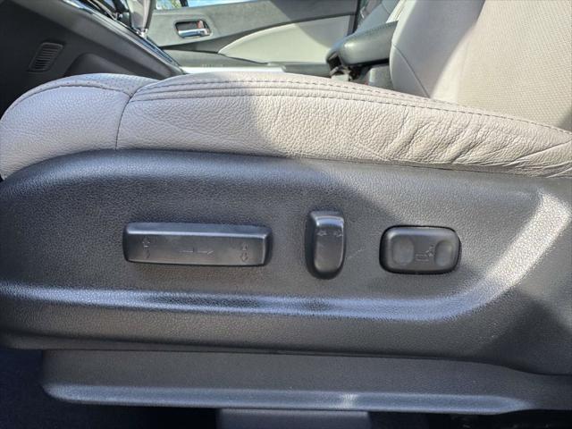 2015 Honda CR-V - $18,295