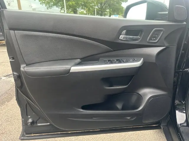 2016 Honda CR-V - $12,900