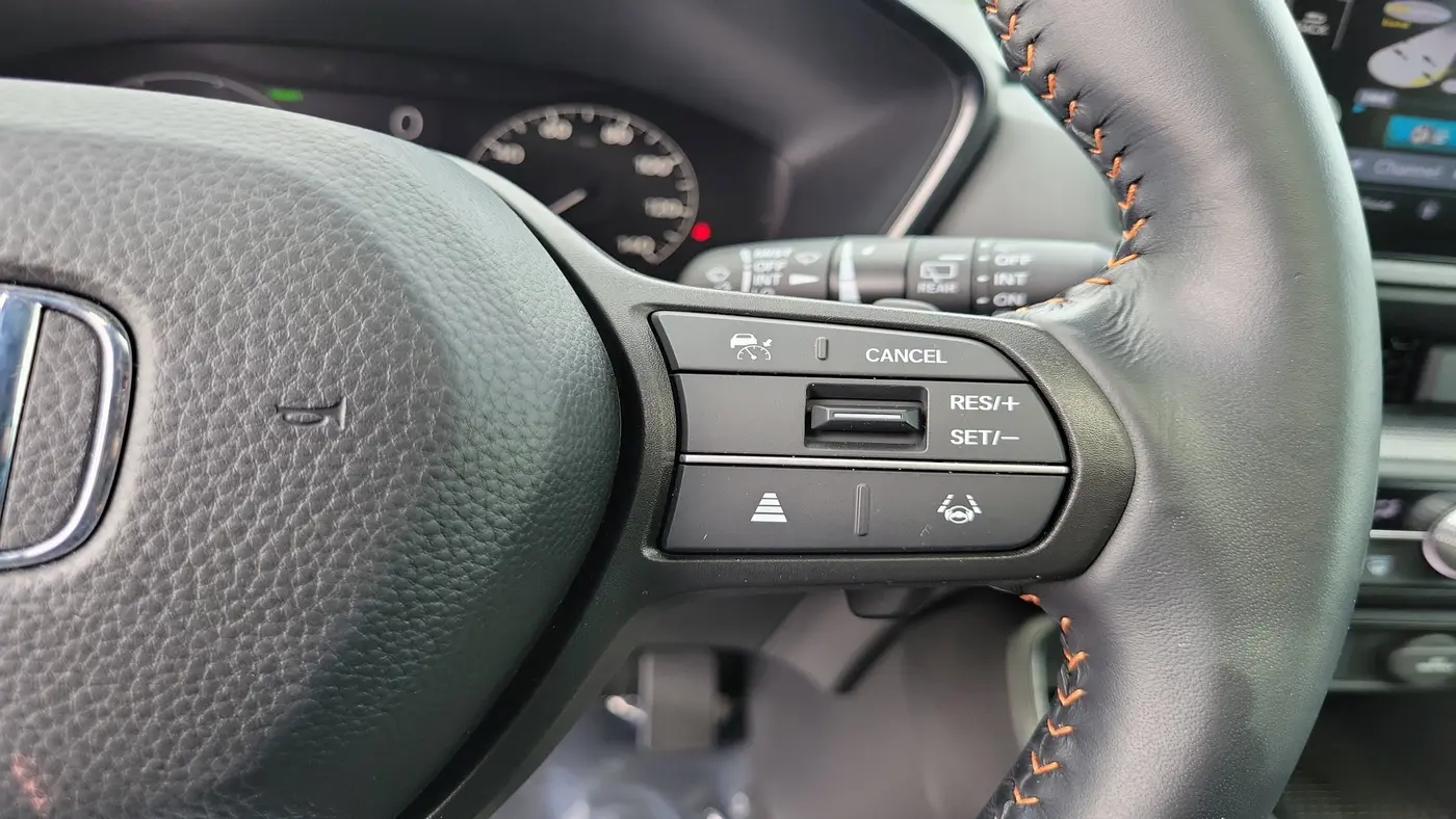 2025 Honda CR-V - $32,990