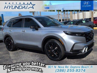 2023 Honda CR-V Hybrid with Lunar Silver Metallic Exterior