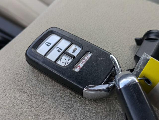 2018 Honda CR-V - $13,999