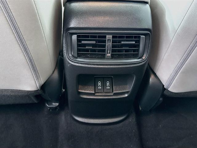 2017 Honda CR-V - $10,500