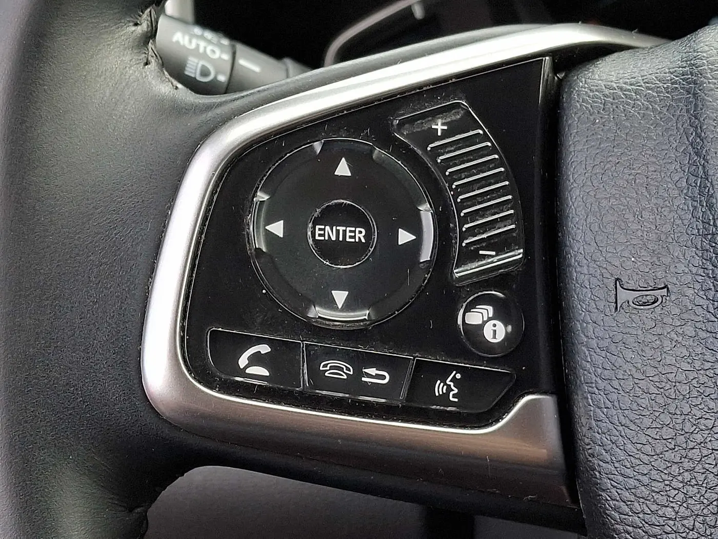 2017 Honda CR-V - $16,997