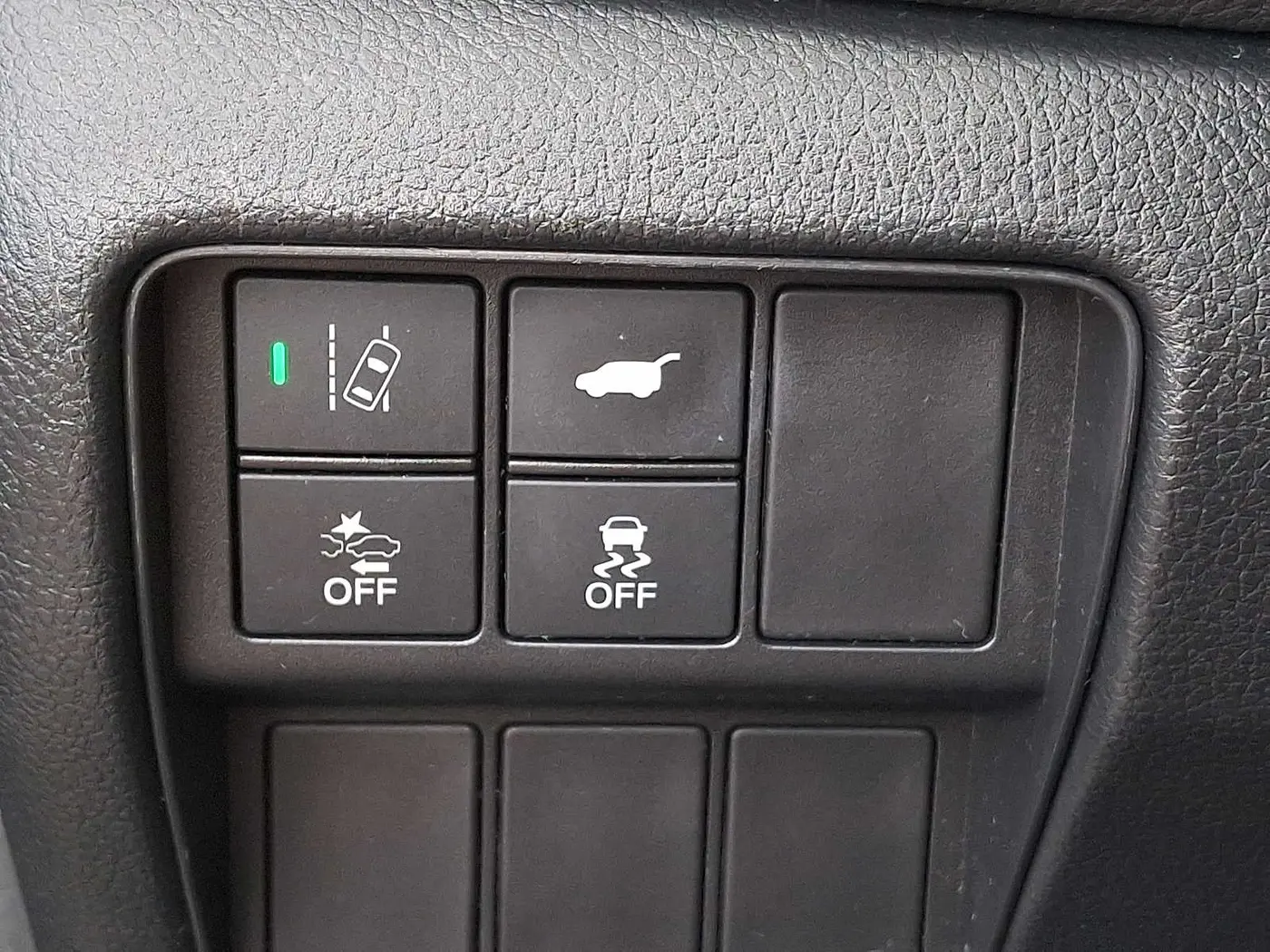 2017 Honda CR-V - $16,997