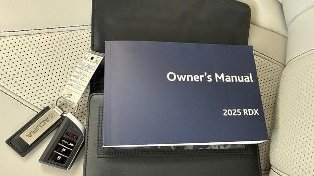 2025 Acura RDX SH-AWD w/Tech