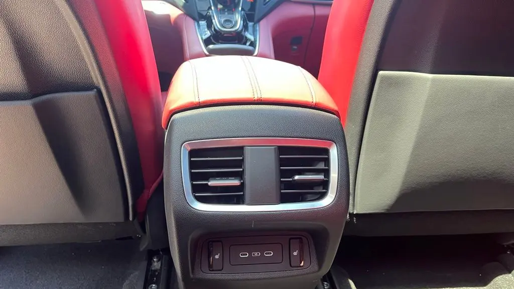2025 Acura RDX SH-AWD w/Advance w/A-SPEC