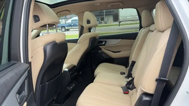 2023 Acura MDX w/Tech