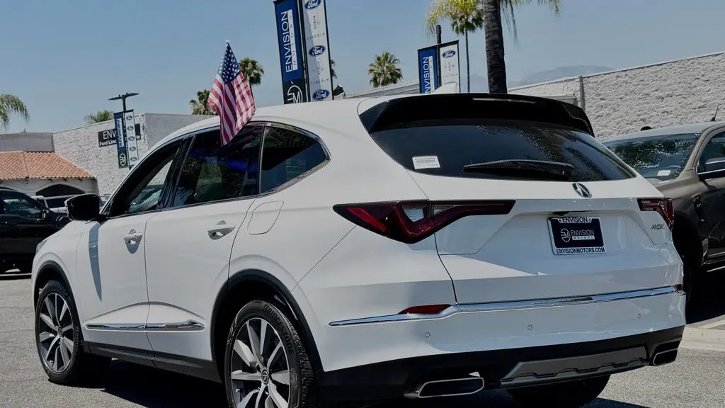 2025 Acura MDX w/Tech