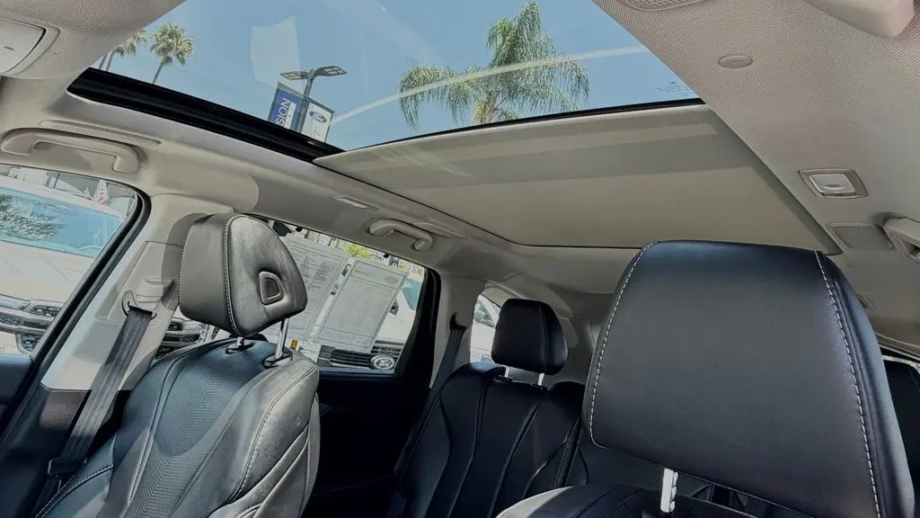 2025 Acura MDX w/Tech
