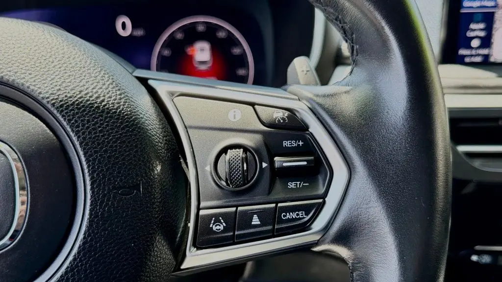 2025 Acura MDX w/Tech