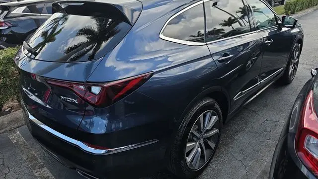 2025 Acura MDX w/Tech