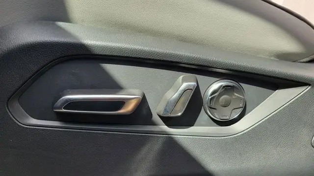 2025 Acura MDX w/Tech