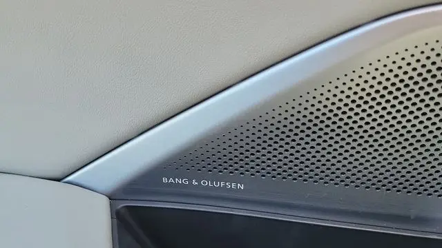 2025 Acura MDX w/Tech