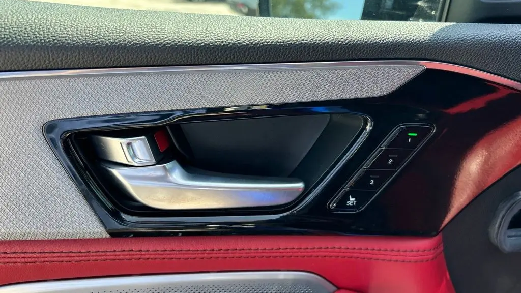2025 Acura MDX SH-AWD w/A-SPEC