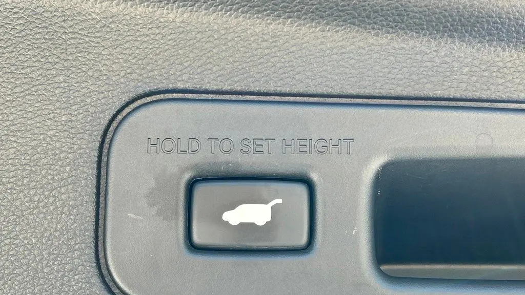 2025 Acura MDX SH-AWD w/A-SPEC