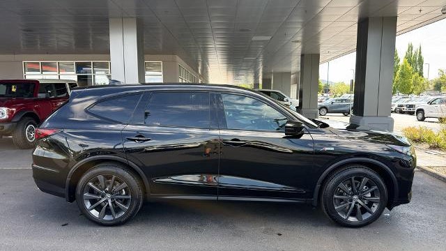 2025 Acura MDX SH-AWD w/A-SPEC