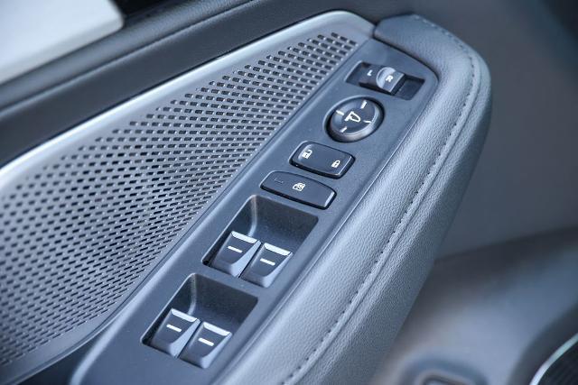 2025 Acura MDX - $48,703