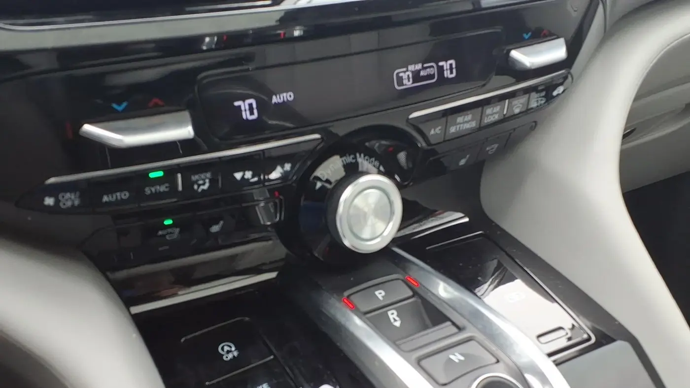 2025 Acura MDX SH-AWD w/Tech